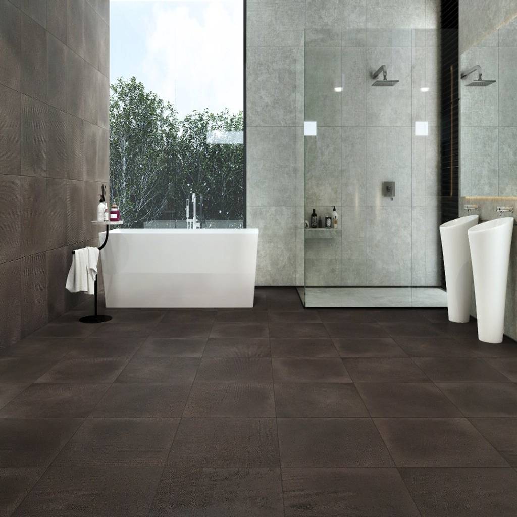 Baño con piso estilo cemento baños modernos de interceramic mx moderno