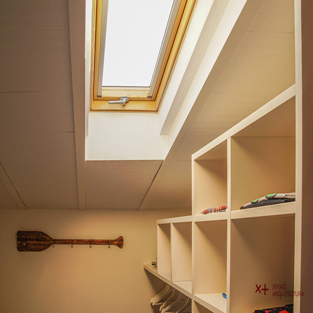 Claraboya en dormitorio ubicado en la nueva planta altillo xmas