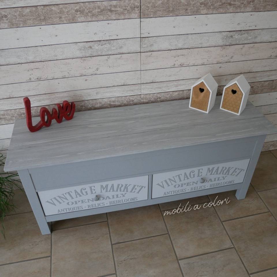 Cassapanca Ikea Da Rossa A Grigia Con Le Chalk Paints Mobili A Colori Ingresso Corridoio Scale In Stile Eclettico Legno Grigio Homify