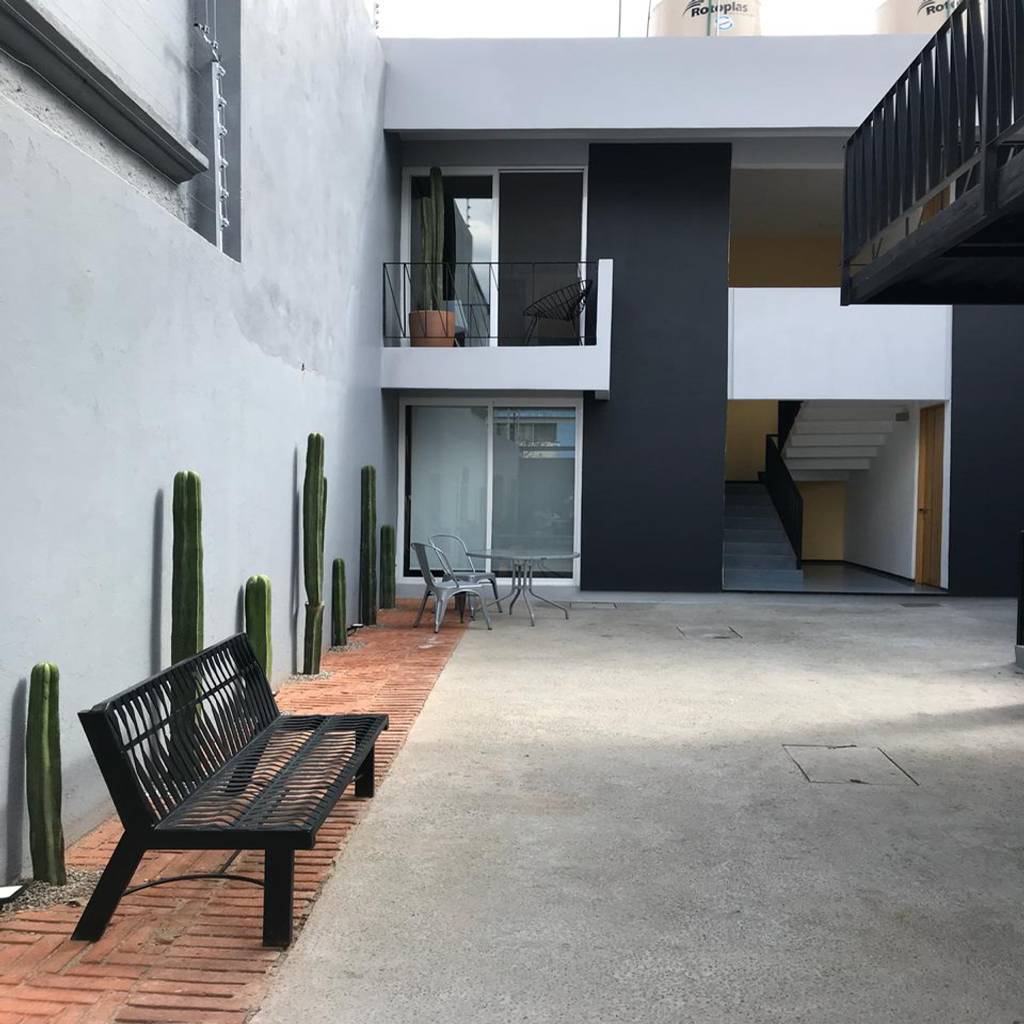 Fachada interior de bungalows. de ideas arquitectónicas moderno