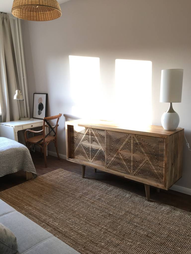 Kleines Wohnzimmer Mit Schlafbereich Fur Studenten Skandinavische