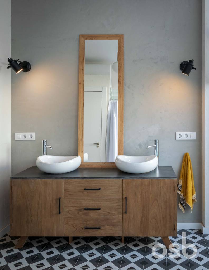 Baño osb arquitectos baños de estilo mediterráneo gris | homify