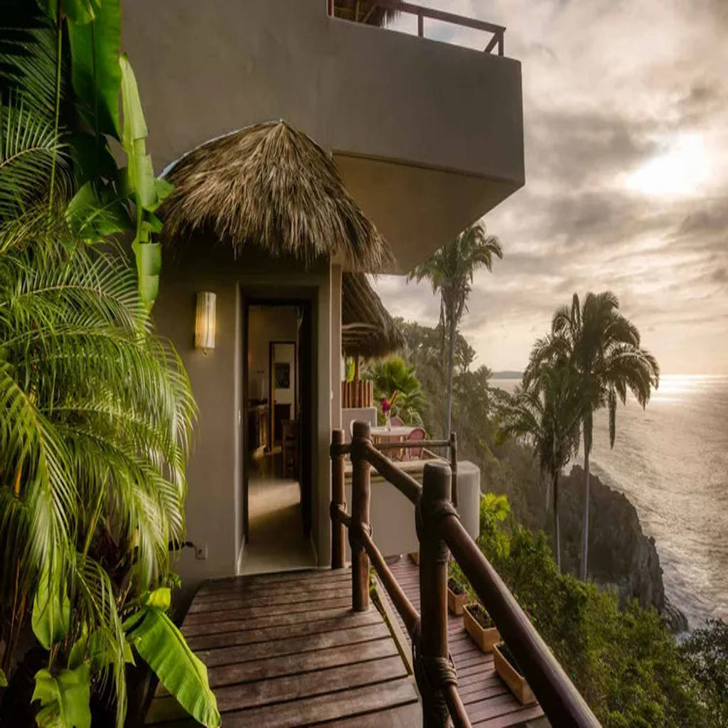 Casa del risco / san pancho, nay. de lmc arquitectos tropical homify