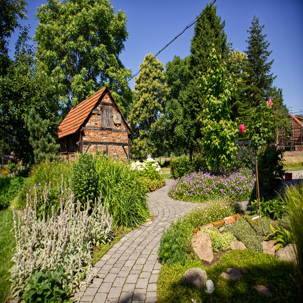Landhausgarten garten im landhausstil von paus gartendesign landhaus
