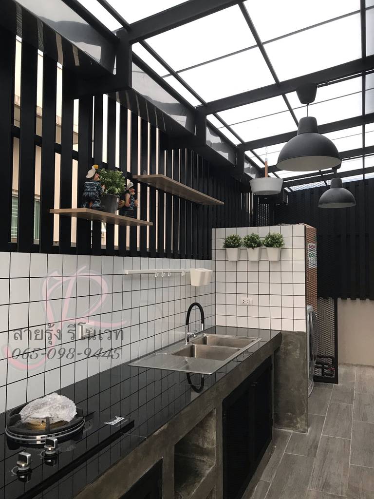 ต่อเติมครัวภายนอก , สายรุ้งรีโนเวท | homify