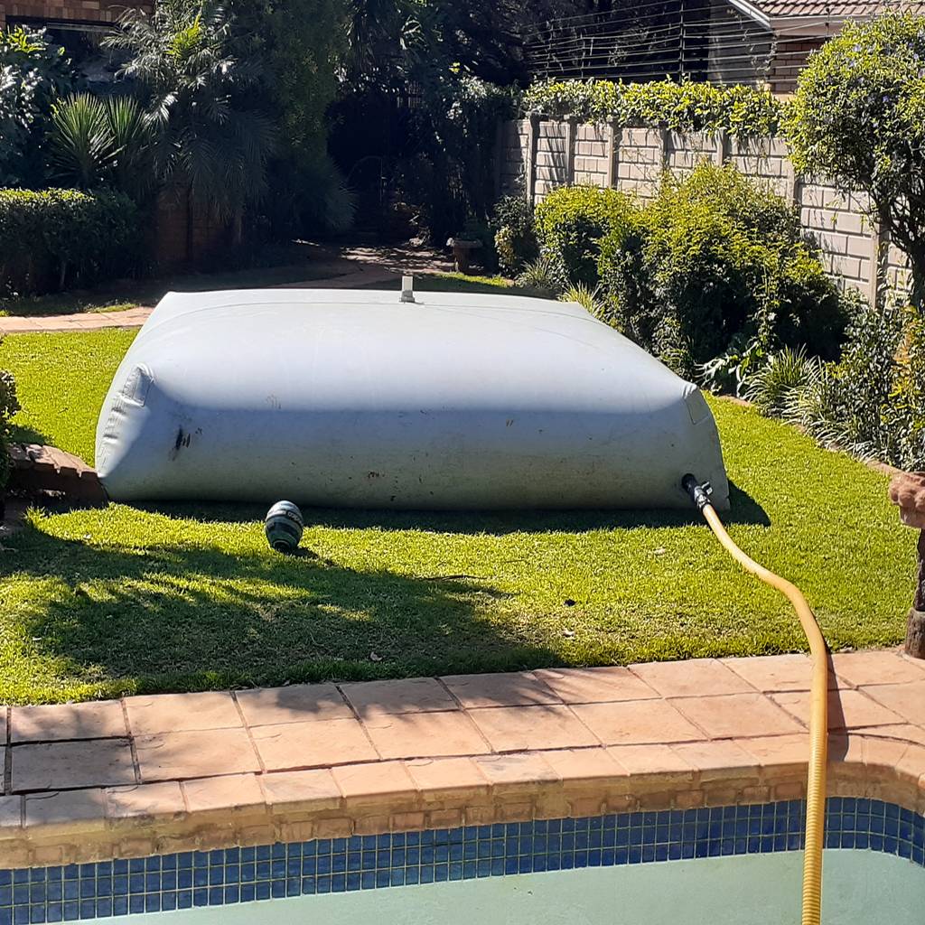 15 000 lt bladder rent a bladder pool homify