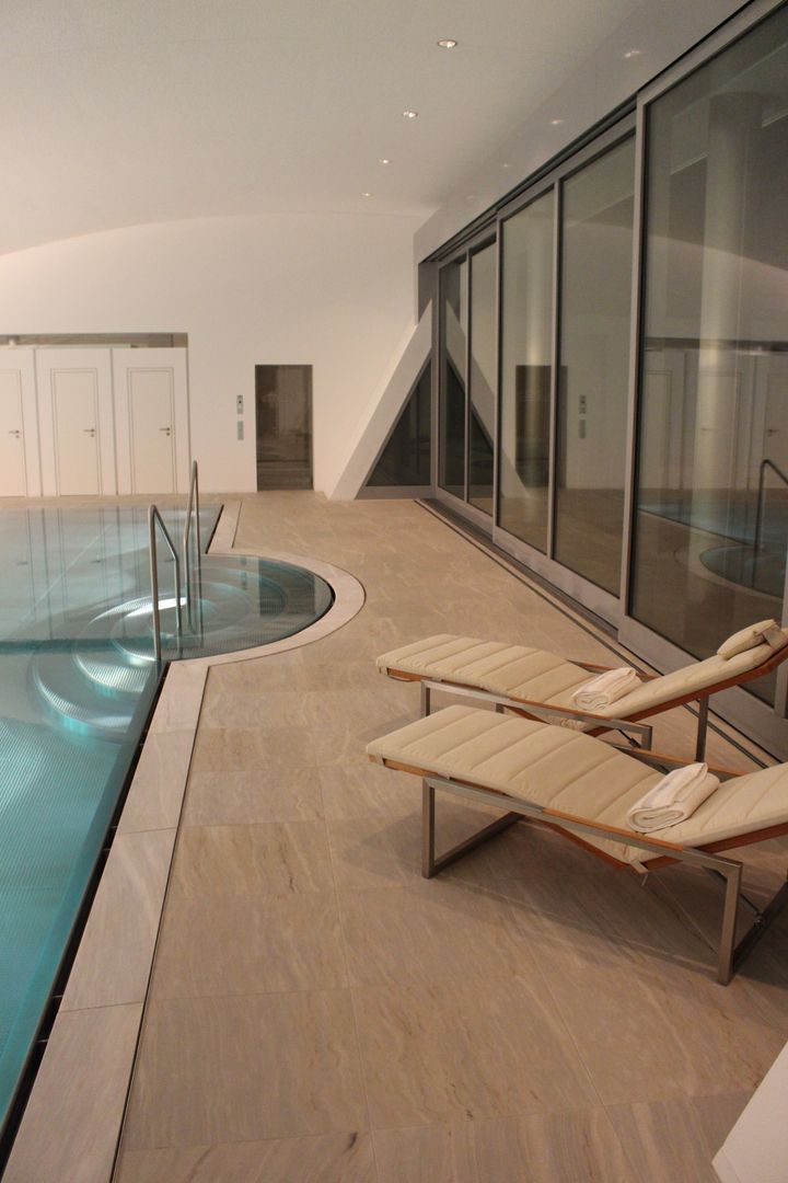 Spa und Pool, Architekten Graf + Graf Architekten Graf + Graf Hồ bơi phong cách hiện đại