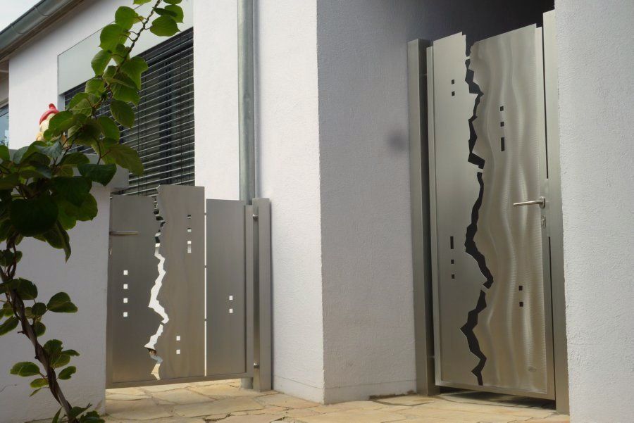 Modern Stainless Steel Gates, Edelstahl Atelier Crouse: Edelstahl Atelier Crouse: Taman Modern