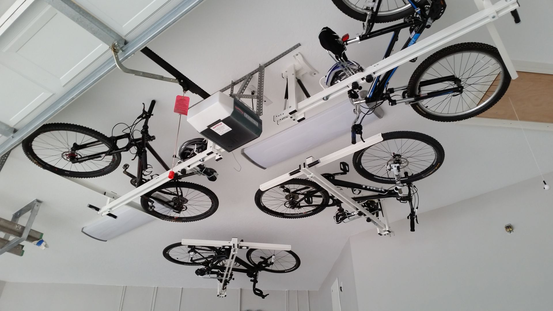 flat-bike-lift photo gallery, flat-bike-lift flat-bike-lift Garajes de estilo moderno