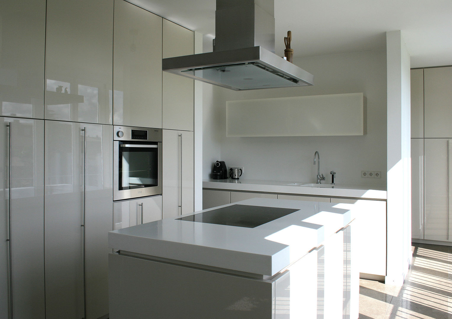 Villa S, Architektur & Interior Design Architektur & Interior Design Modern kitchen