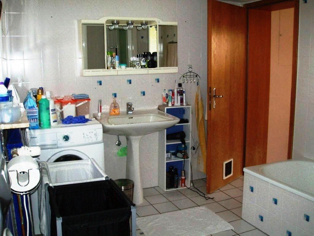Bad vorher ImmoLotse24 Rustikale Badezimmer
