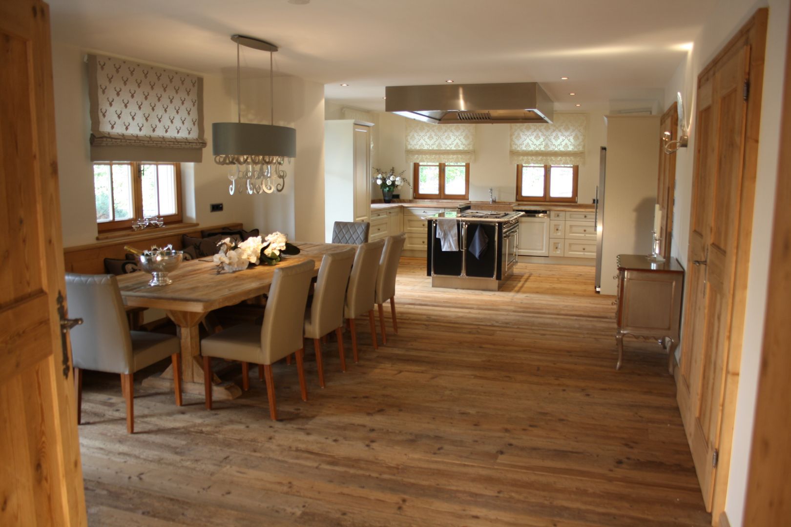 homify Country style dining room