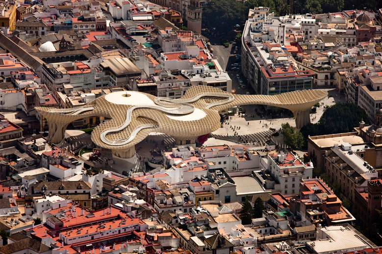 METROPOL PARASOL - Redevelopment of Plaza de la Encarnacion, Seville, Spain, J.MAYER.H J.MAYER.H Powierzchnie handlowe