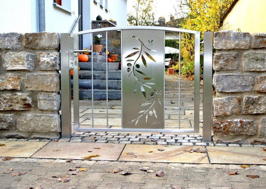 Modern Stainless Steel Gates, Edelstahl Atelier Crouse: Edelstahl Atelier Crouse: Modern Garden