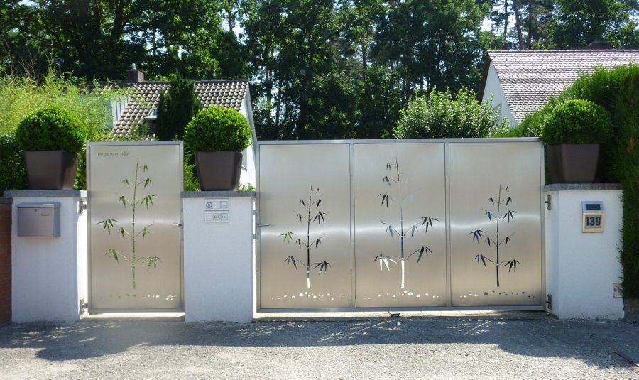 Modern Stainless Steel Gates, Edelstahl Atelier Crouse: Edelstahl Atelier Crouse: Modern style gardens