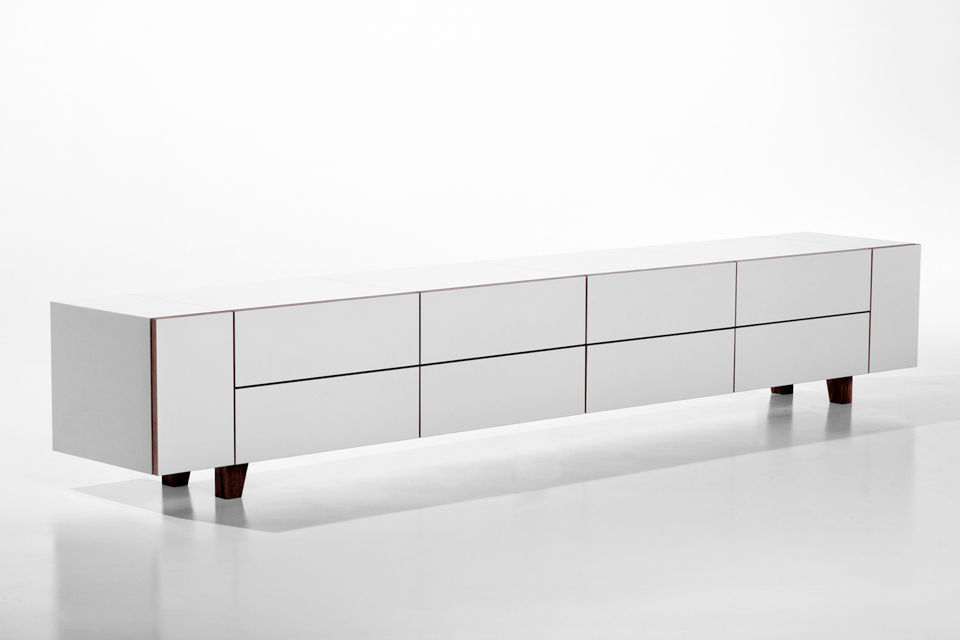 RD 05 Lowboard, ​Rohstoff Design ​Rohstoff Design Living room TV stands & cabinets