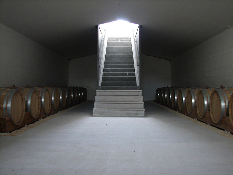 TAVERNA WINERY, ONSITESTUDIO ONSITESTUDIO Minimalist wine cellar