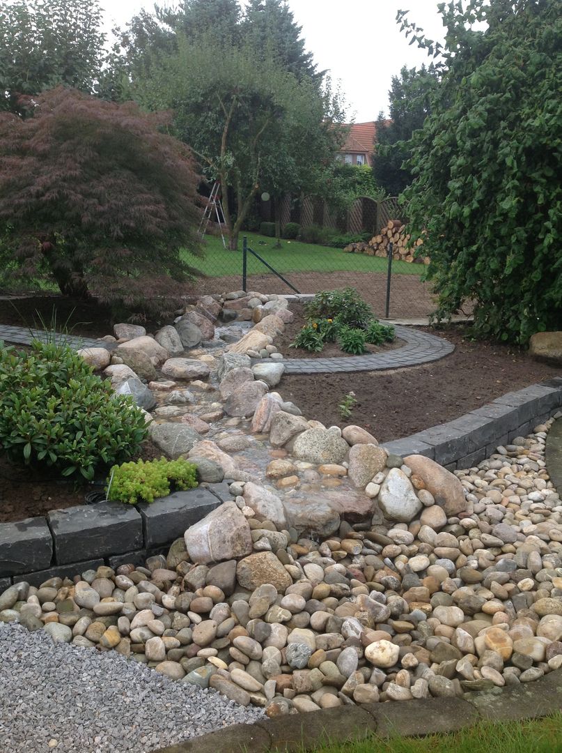 Teiche, ​Stein/Garten/Design e.K ​Stein/Garten/Design e.K Rock Garden