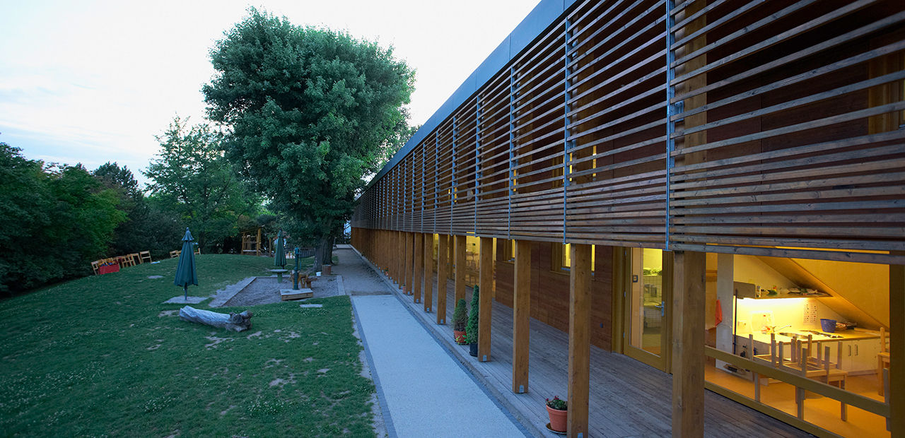 Kindergarten Wolfsfeld, A-Z Architekten A-Z Architekten พื้นที่เชิงพาณิชย์ โรงเรียน