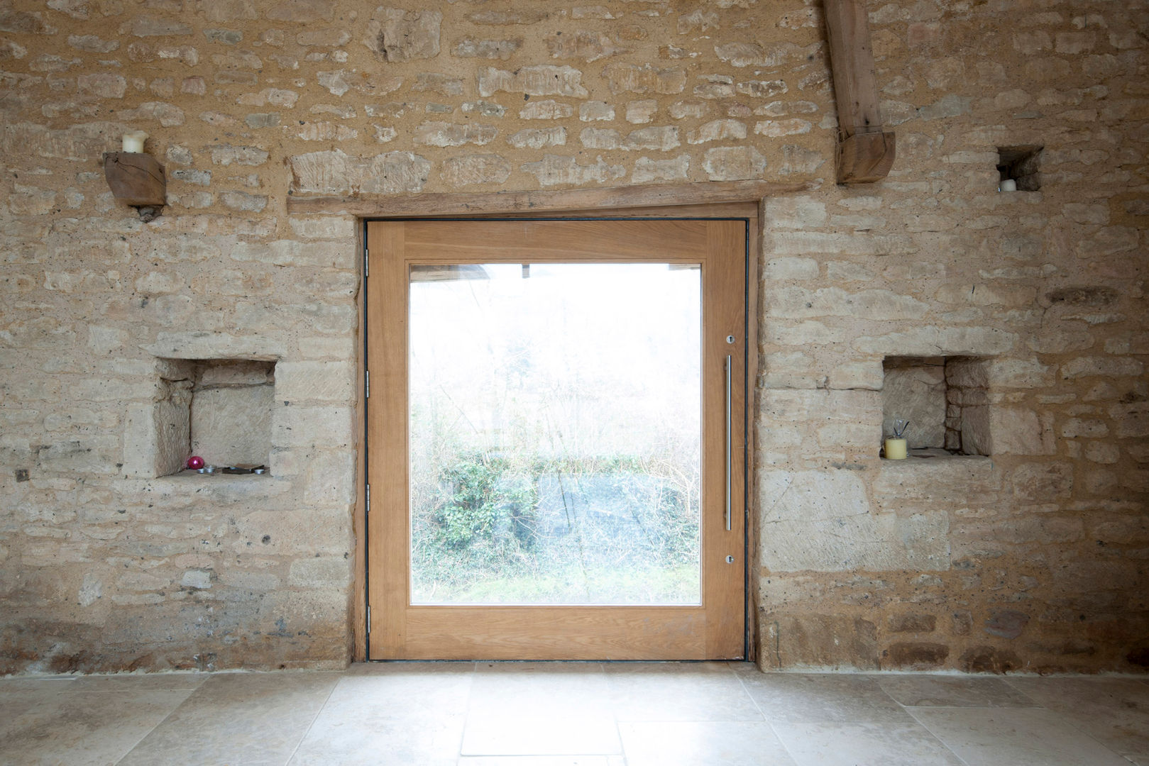 Court Farm Barn, Designscape Architects Ltd Designscape Architects Ltd Puertas y ventanas rústicas