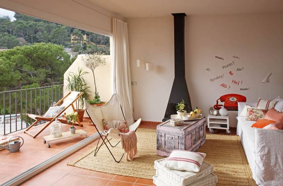 APARTAMENTO EN LA COSTA BRAVA, Marta Sellarès - Interiorista Marta Sellarès - Interiorista Śródziemnomorski salon