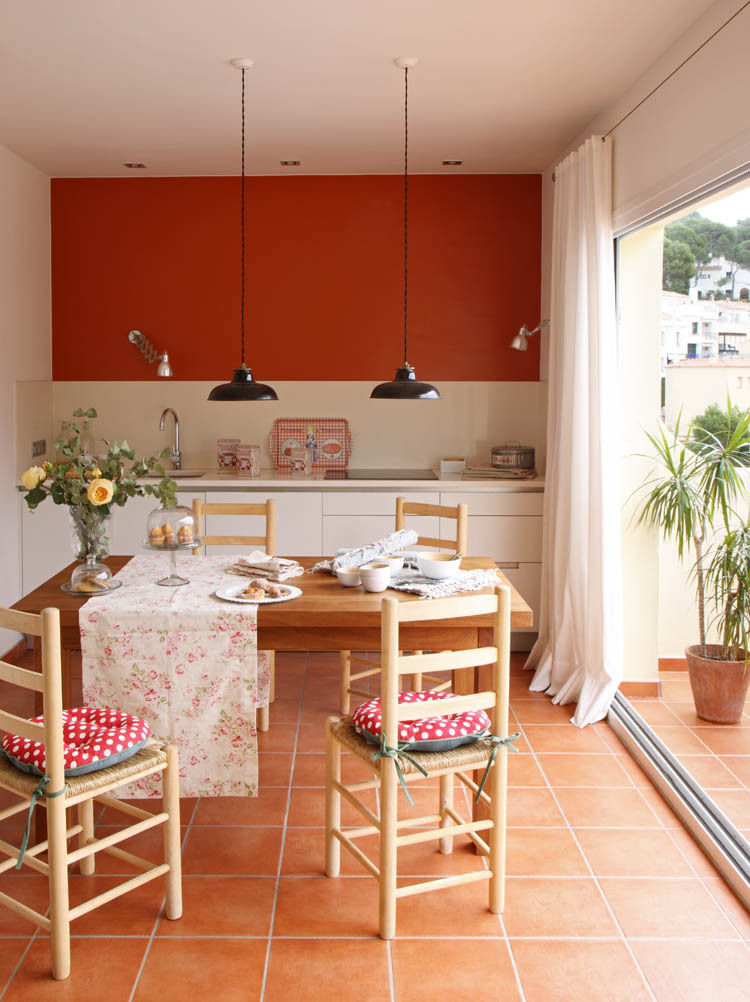 APARTAMENTO EN LA COSTA BRAVA, Marta Sellarès - Interiorista Marta Sellarès - Interiorista Built-in kitchens