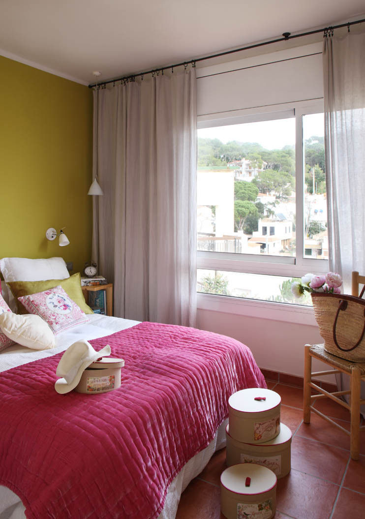 Dormitorio Principal Marta Sellarès - Interiorista Dormitorios de estilo mediterráneo dormitorio,mediterraneo,cálido