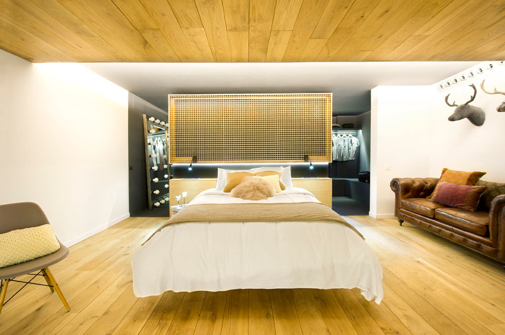 Bajo comercial convertido en loft (Terrassa), Egue y Seta Egue y Seta Eclectic style bedroom