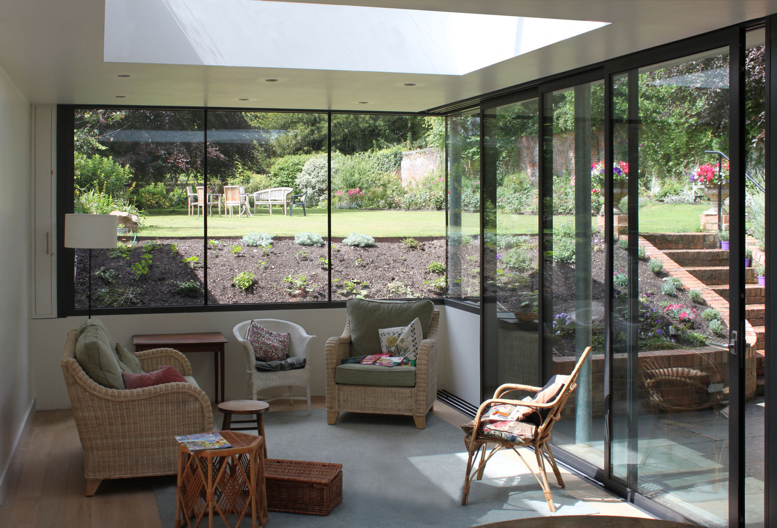 Kingsbury Croft, Designscape Architects Ltd Designscape Architects Ltd Modern living room
