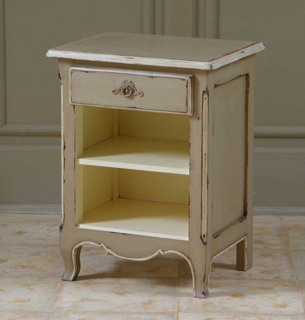 Colección II Bedside, The best houses The best houses Colonial style bedroom Bedside tables