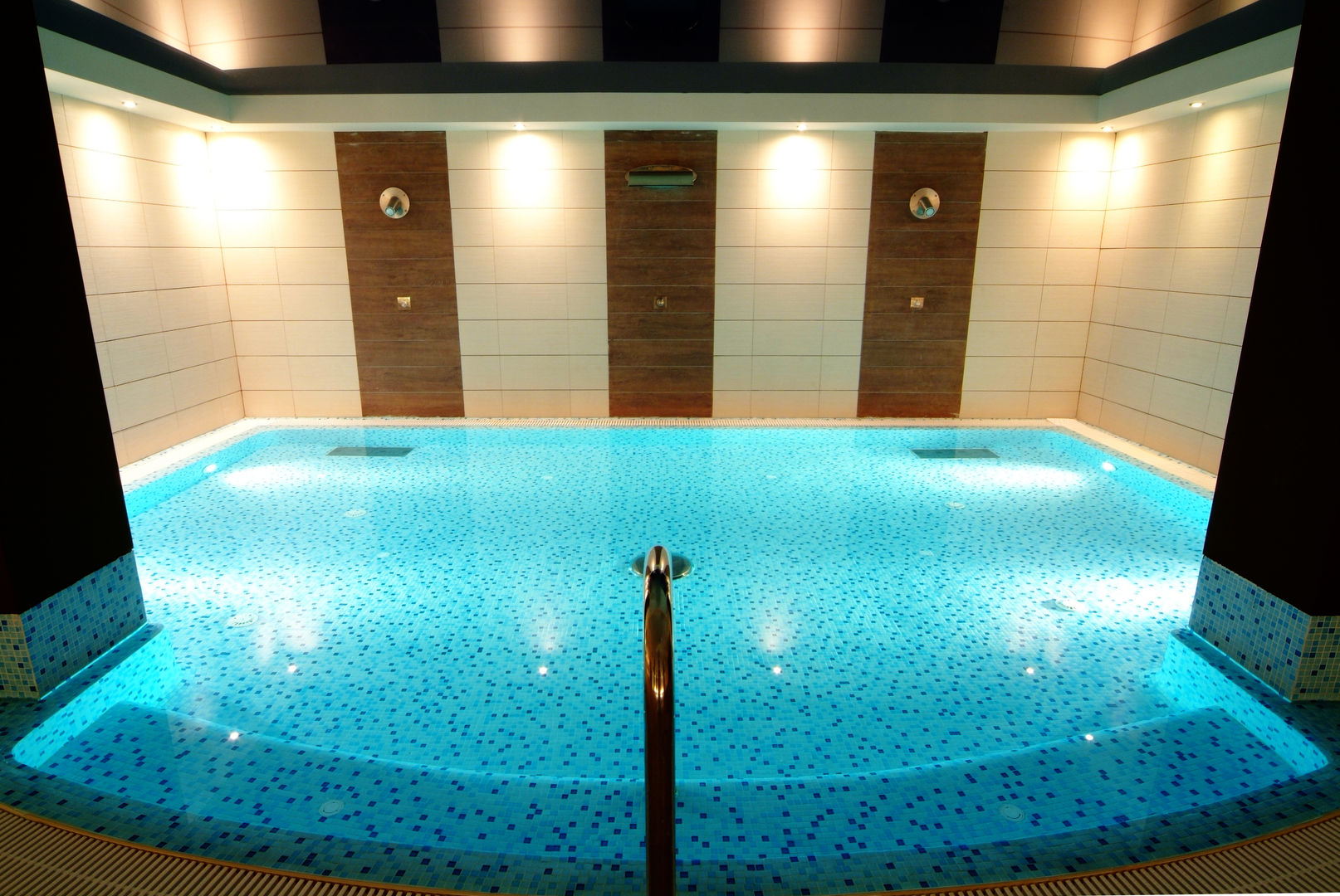 Spa en Hotel Imperial Park, Gunitec Concept Pools Gunitec Concept Pools منتجع