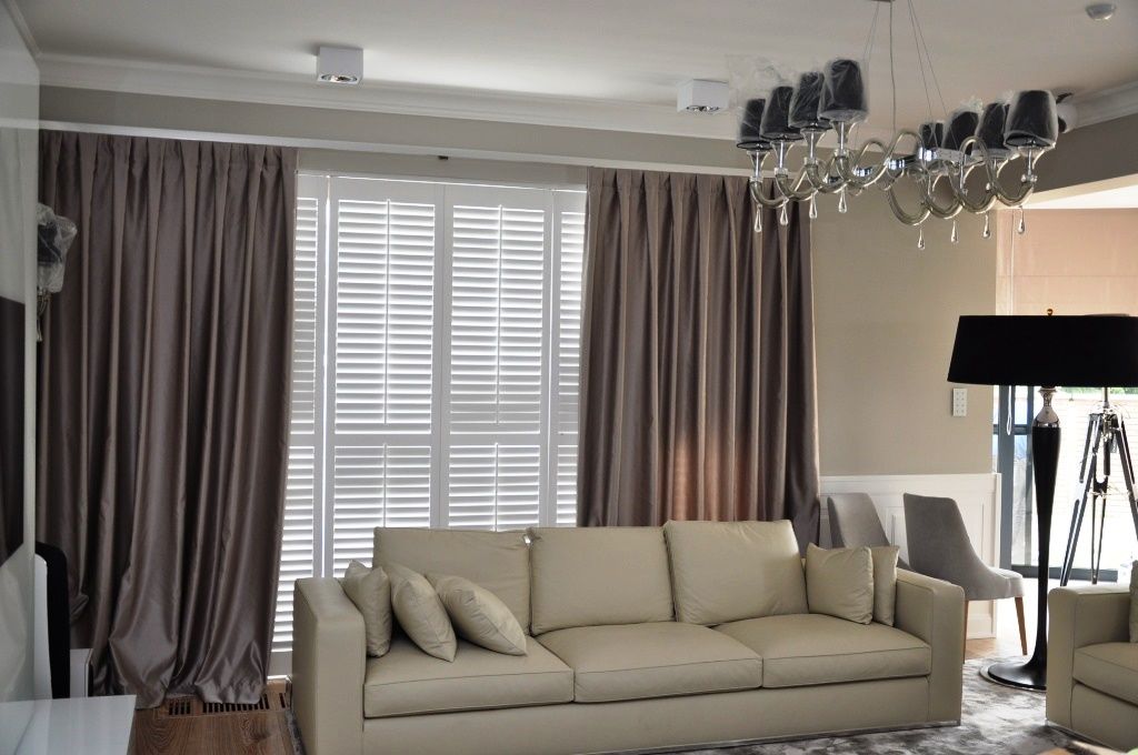 ​Shutters, drewniane okiennice wewnętrzne, Gama Styl Dekoracje Okien Gama Styl Dekoracje Okien Cửa chớp