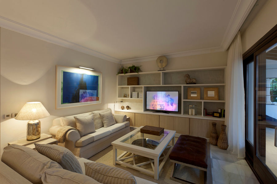 Villa Marbella Club, Originals Interiors Originals Interiors Living room