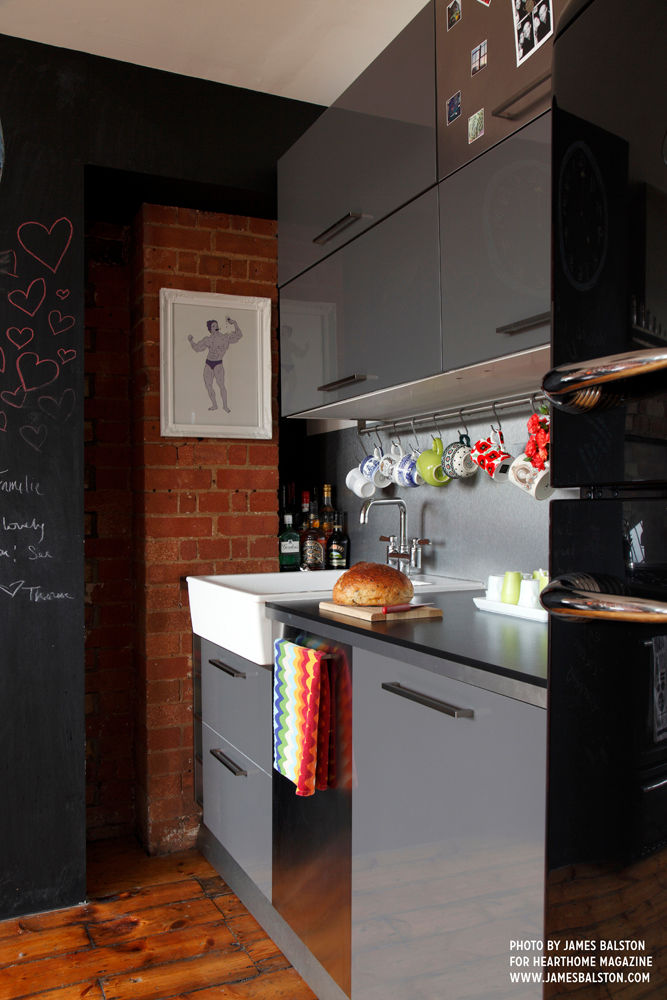 Kitchen homify Built-in kitchens