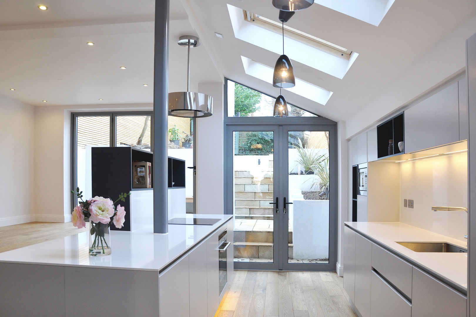 Kitchen in new extension homify Modern kitchen