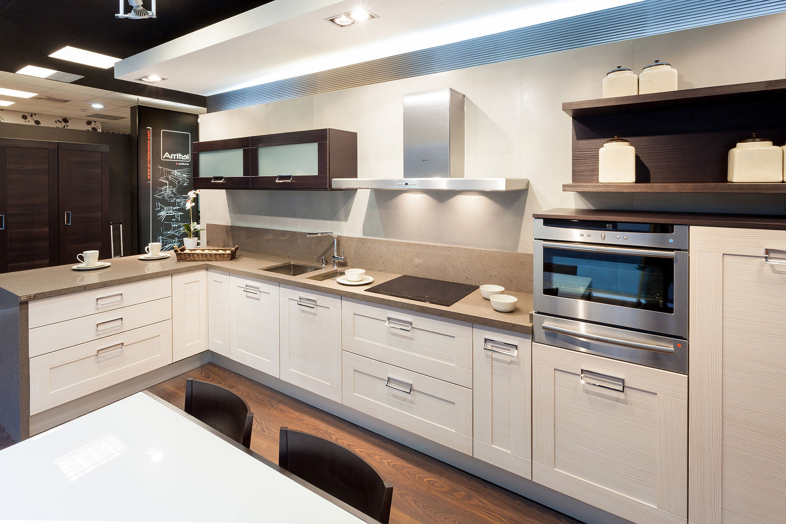 Showroom Madrid, Cocinas Rio Cocinas Rio ห้องครัว