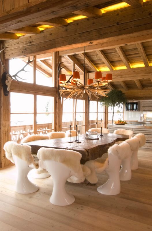 Chalet Kitzbuehel Living, Raumkonzepte Peter Buchberger Raumkonzepte Peter Buchberger カントリーデザインの ダイニング