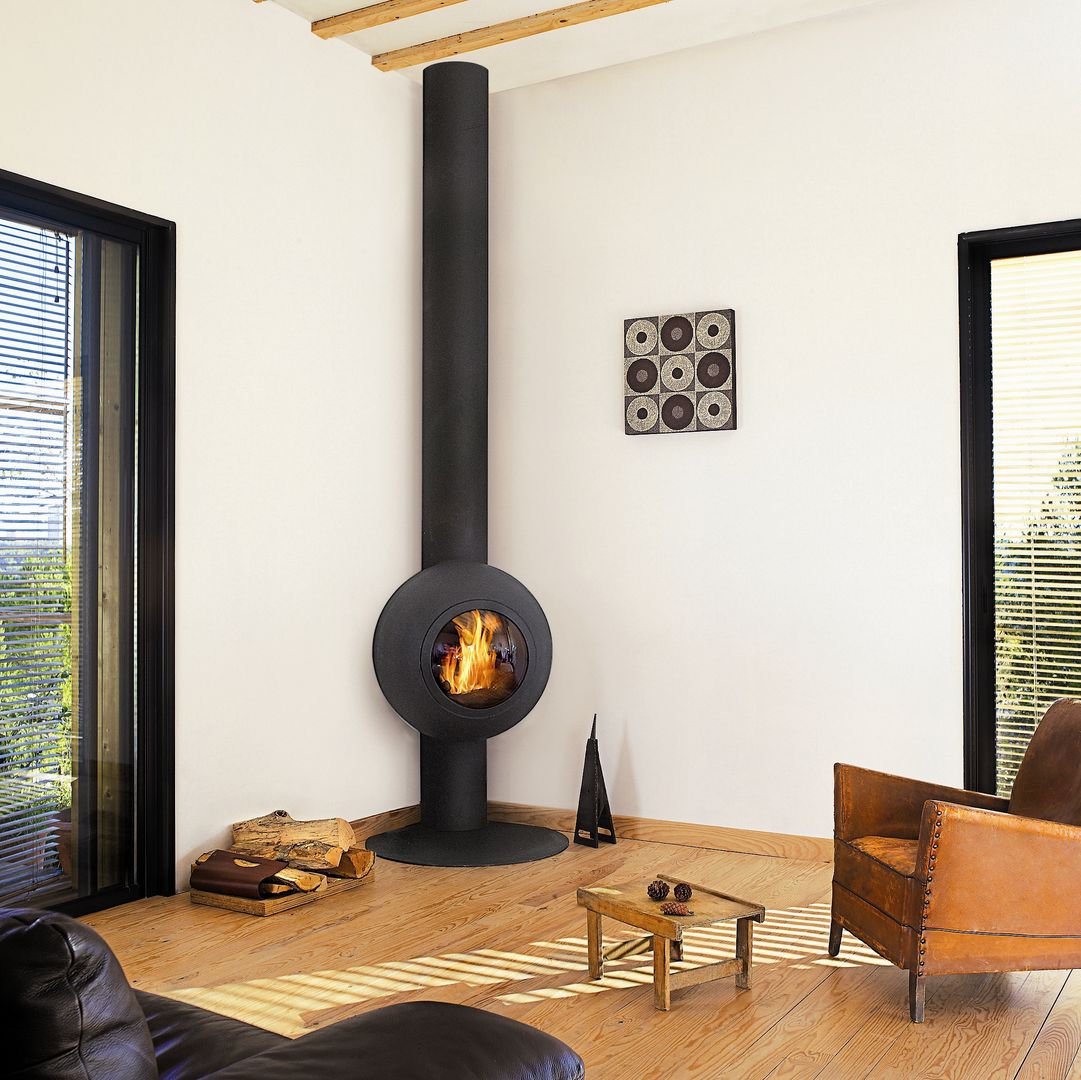 Nemofocus Fire homify Salas modernas Chimeneas y accesorios