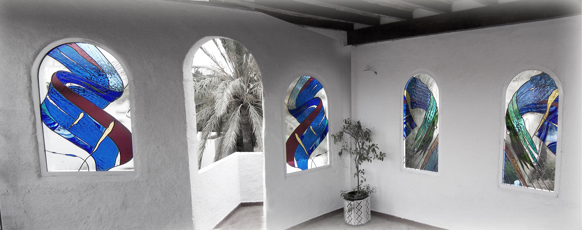 Conjunto de ventanas ondas abstractas Vitromar Vidrieras Artísticas Puertas y ventanas modernas Ventanas