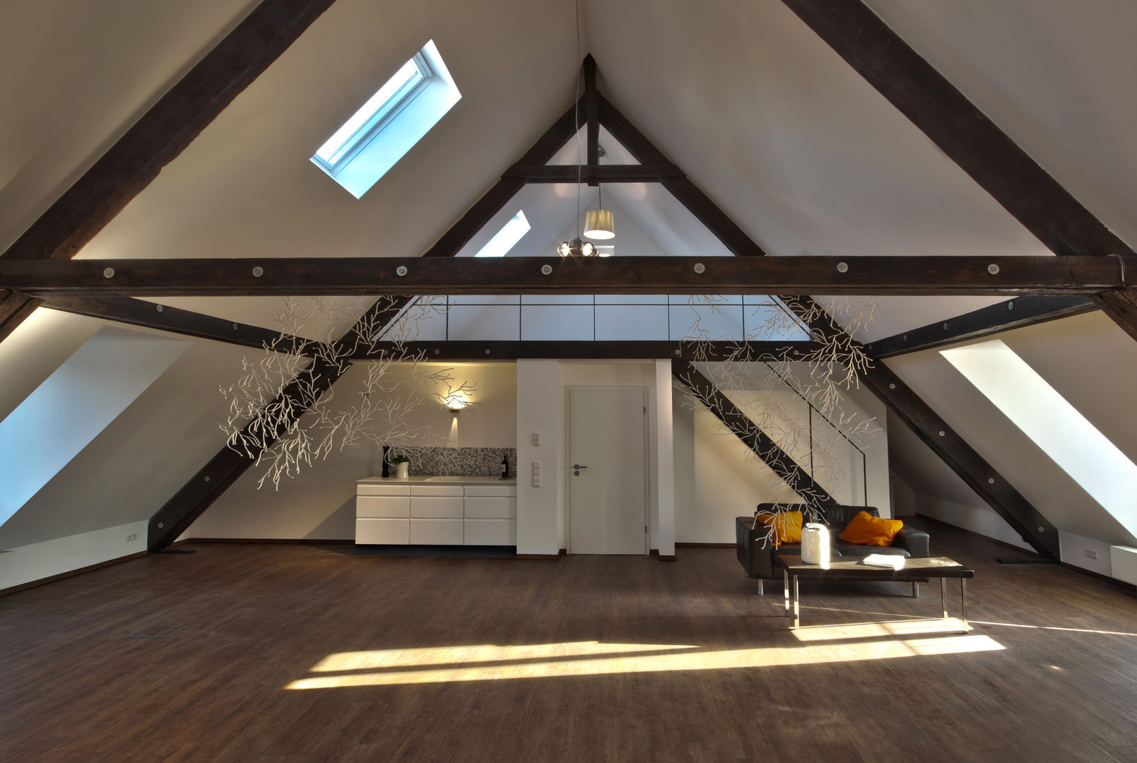 Dachloft, Lichters Living Lichters Living Salas de estar modernas