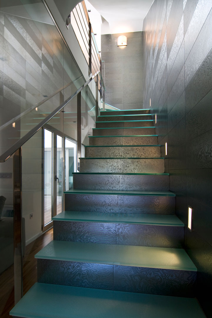 Dúplex, AZ Diseño AZ Diseño Nowoczesny korytarz, przedpokój i schody