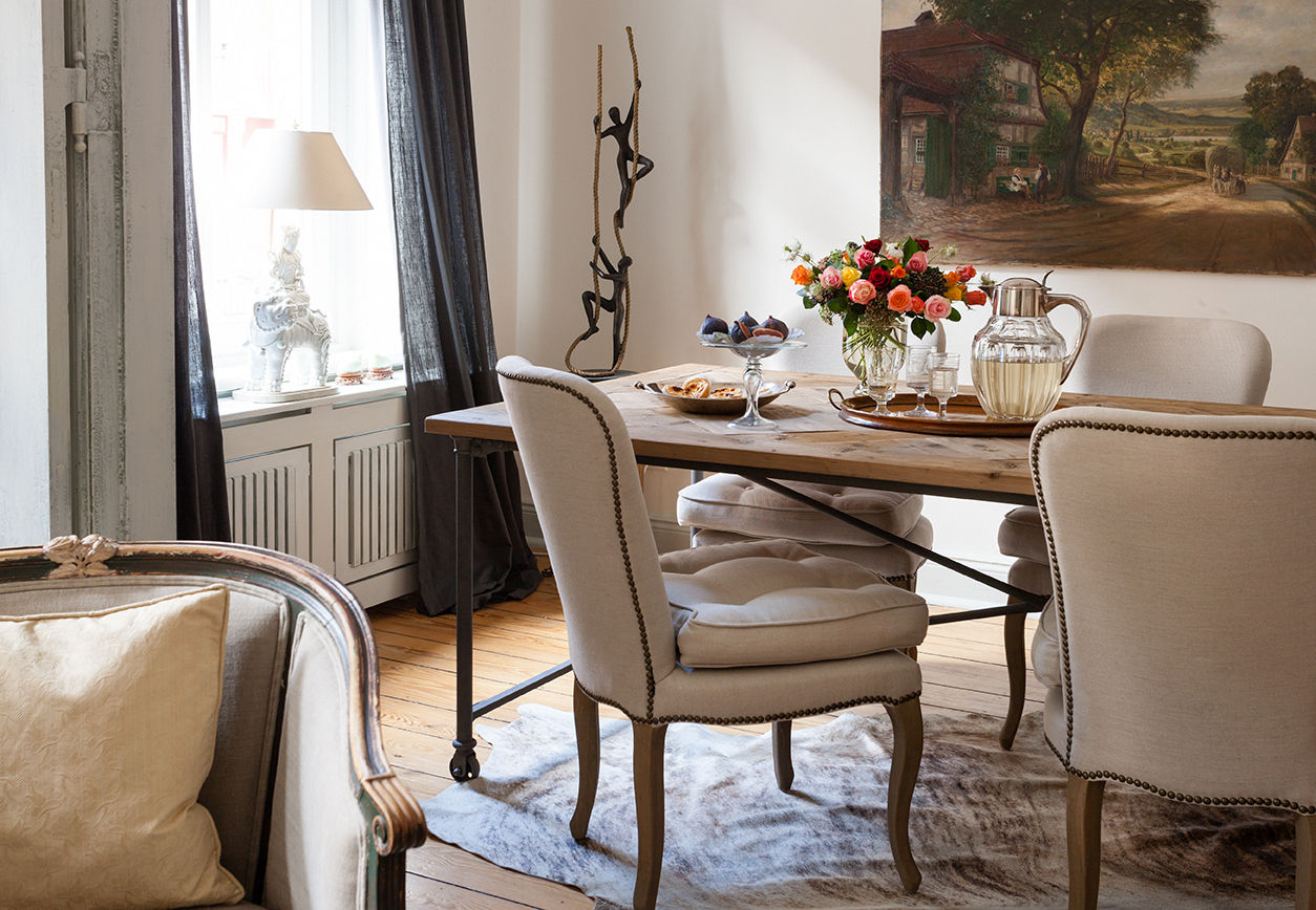 Einrichtungsprojekt Altbauwohnung in HH, Atmosphere Judith Thiel Atmosphere Judith Thiel Classic style dining room