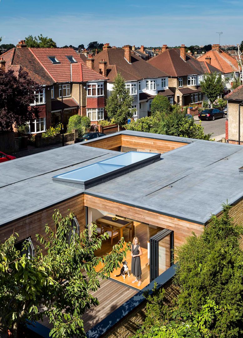 A single-storey Courtyard House: East Dulwich , Designcubed Designcubed Modern houses