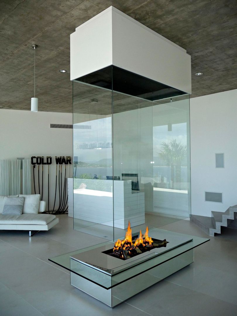 Cheminée Suspendu, Bloch Design Bloch Design Modern living room Fireplaces & accessories