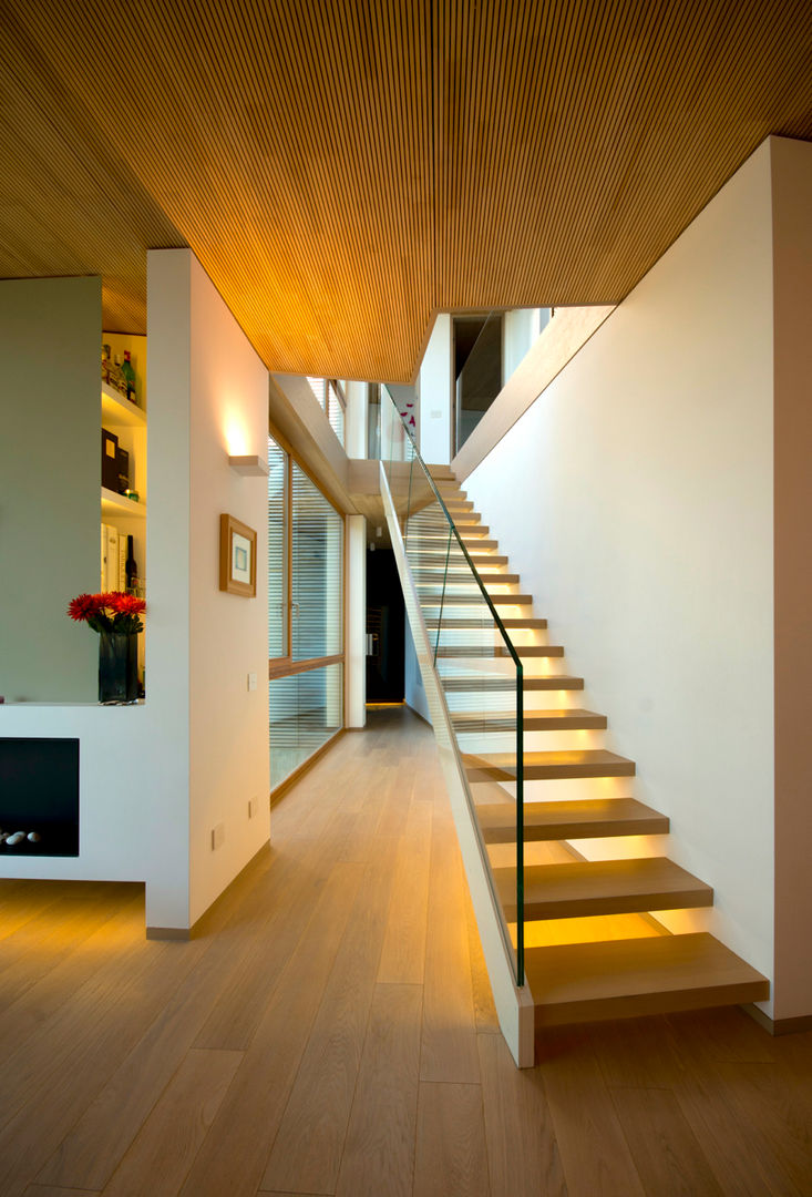 modern by fabio ferrini architetto, Modern