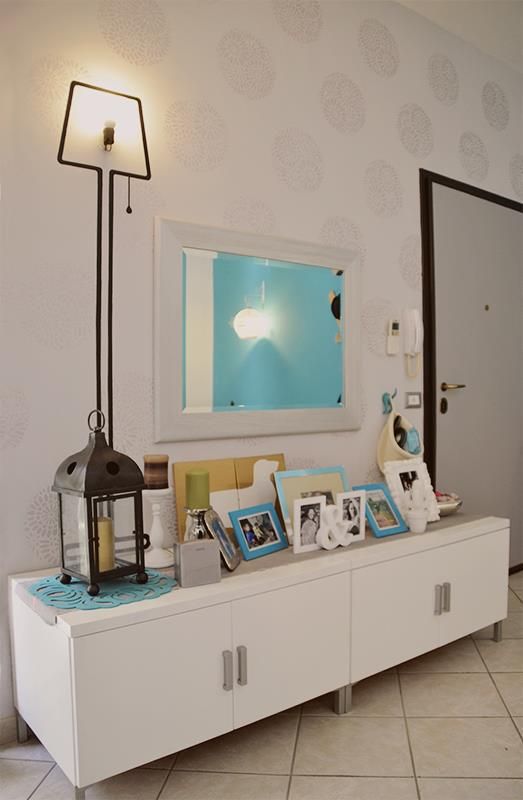 homify Salas de estar modernas