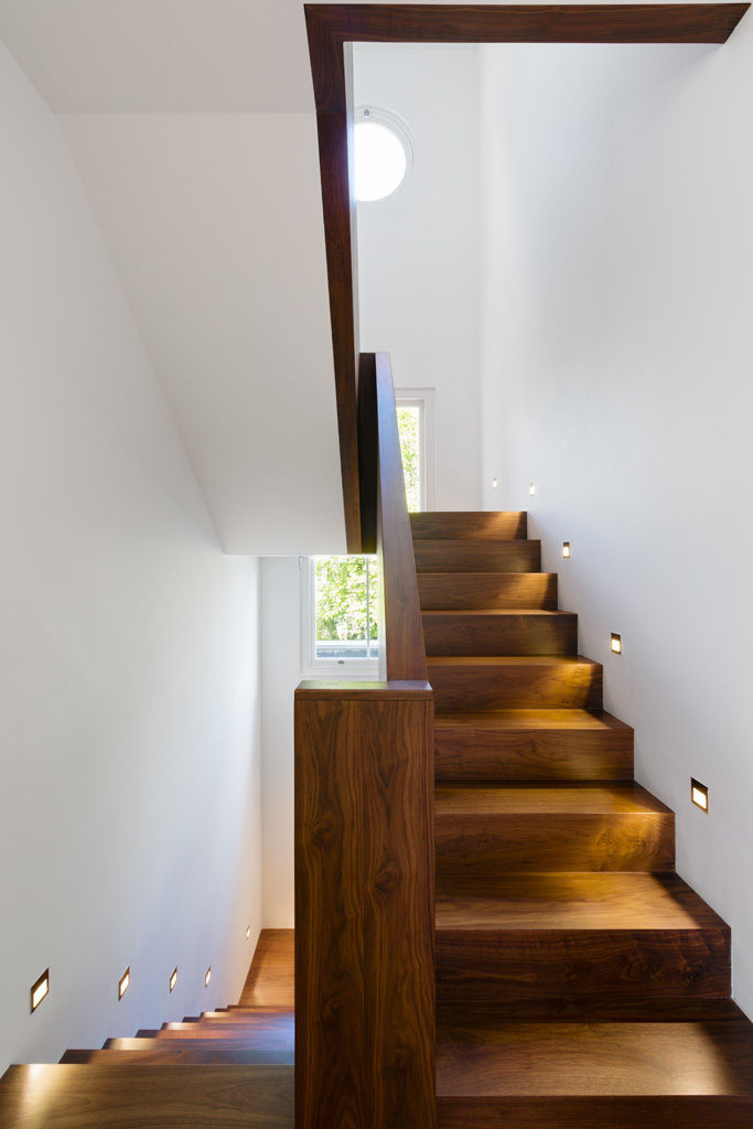 Carlton Hill, London , Gregory Phillips Architects Gregory Phillips Architects Minimalist corridor, hallway & stairs