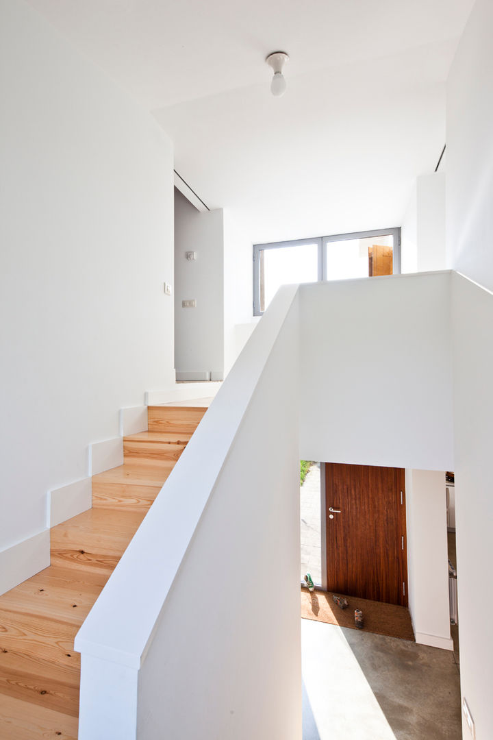 Casa Anoro, Anna & Eugeni Bach Anna & Eugeni Bach Corridor, hallway & stairs
