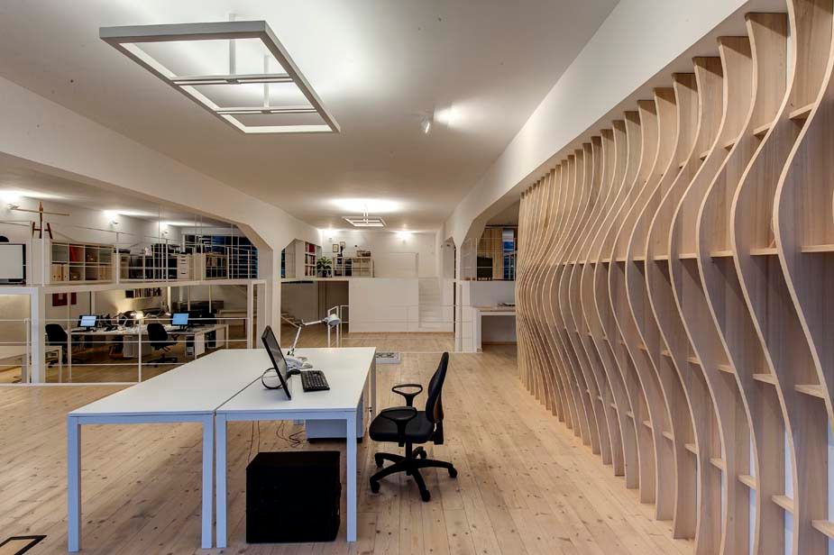 Studio Loft, StudioKami Architecture & Engineering StudioKami Architecture & Engineering Phòng văn phòng: Thiết kế nội thất · bố trí · Ảnh