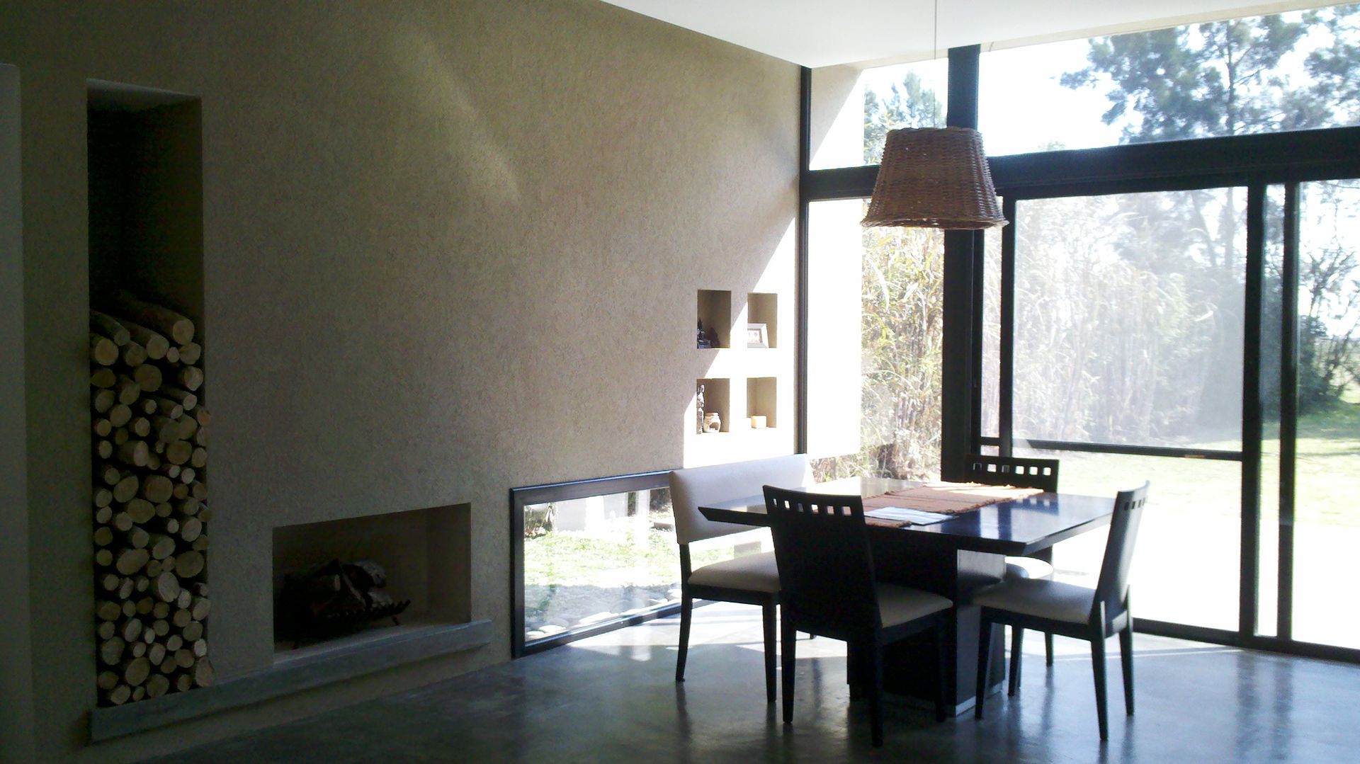 Casa en Barrio San Andrés, CC|arquitectos CC|arquitectos モダンデザインの ダイニング